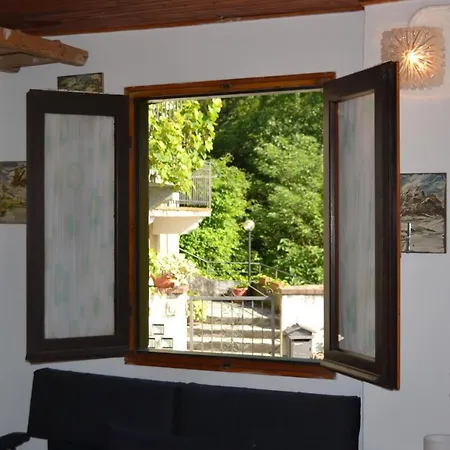 Semesterbostad Casa Clarice Balogno