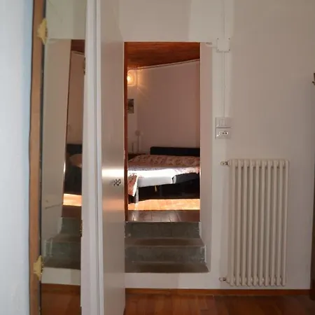 Semesterbostad Casa Clarice Balogno *